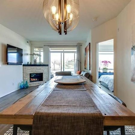 Tranquil Waterfront Condo 킬로나 외부 사진